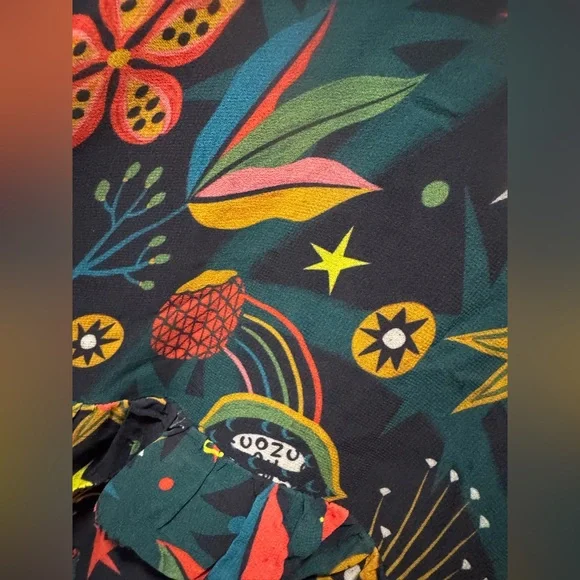 FARM Rio Dark Green Long-Sleeve Tiered Dress with Red, Yellow and Teal Motif - Picture 2 of 9